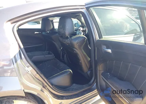 2023 Dodge Charger Scat Pack Widebody z USA, uszkodzony, nr VIN 2C3CDXGJ3PH701733